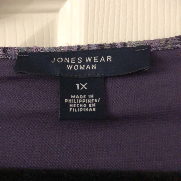 Jones Wear Woman - Women’s 3/4 Length Sleeve Sweater. - Picture 3 of 3